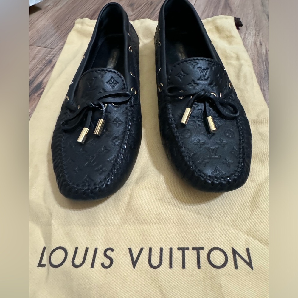 Louis Vuitton Gloria Loafer Black Size 38